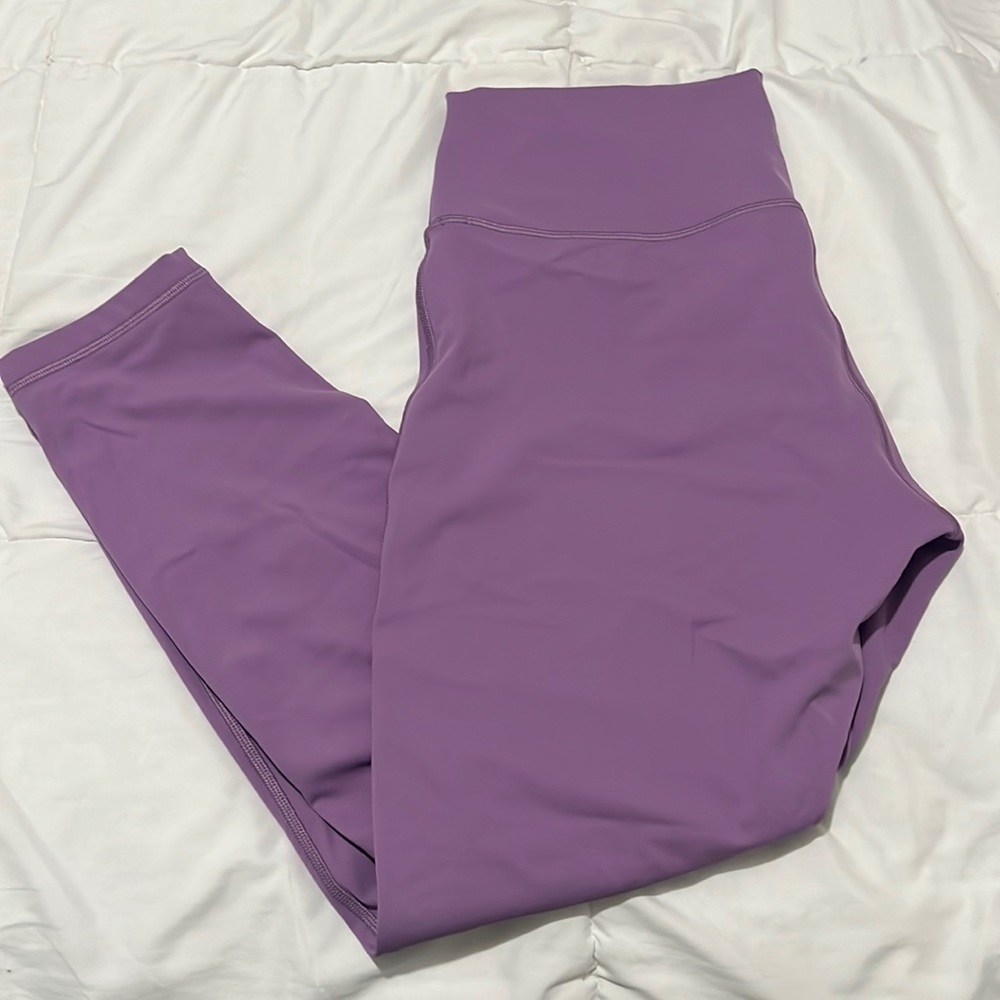 Purple Lululemon leggings 25”